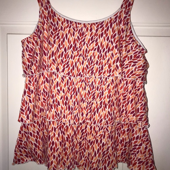 Susan Lawrence Tops - Susan lawrence size M ❗️sale❗️ Susan Lawrence Tops - Susan lawrence size M ❗️sale❗️